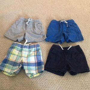 Lot of 4 pairs of shorts